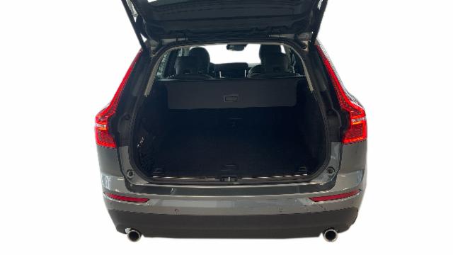 Volvo  2.0 D5 R-DESIGN 4WD AUTO 235 5P 7 Plazas