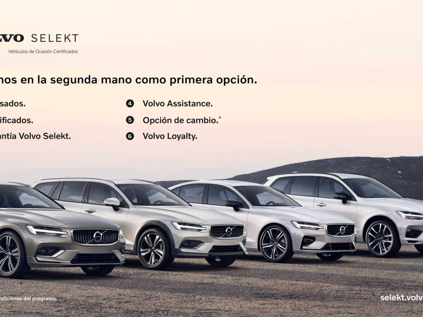 Volvo  XC40 Recharge Plus, Eléctrico Puro, Eléctrico