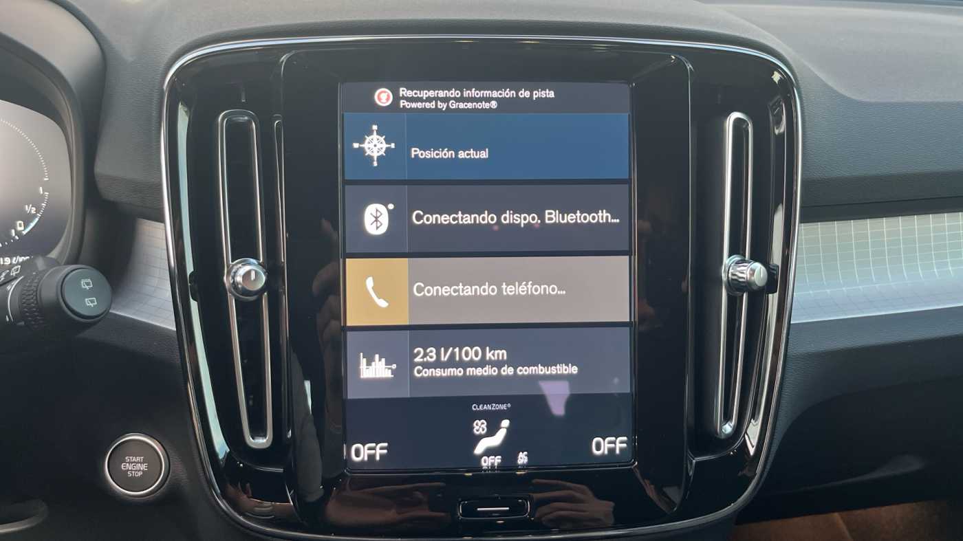 Volvo  XC40 Recharge Core, T4 plug-in hybrid, Eléctrico/Gasolina, Bright